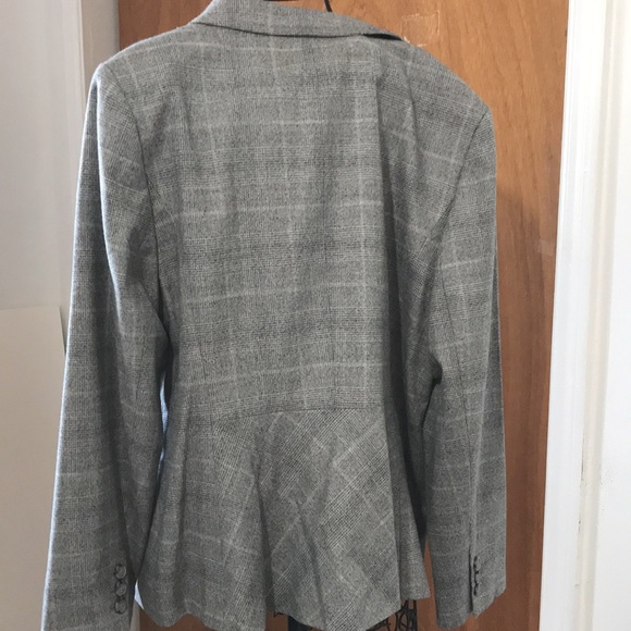 Jacket - Picture 3 of 8